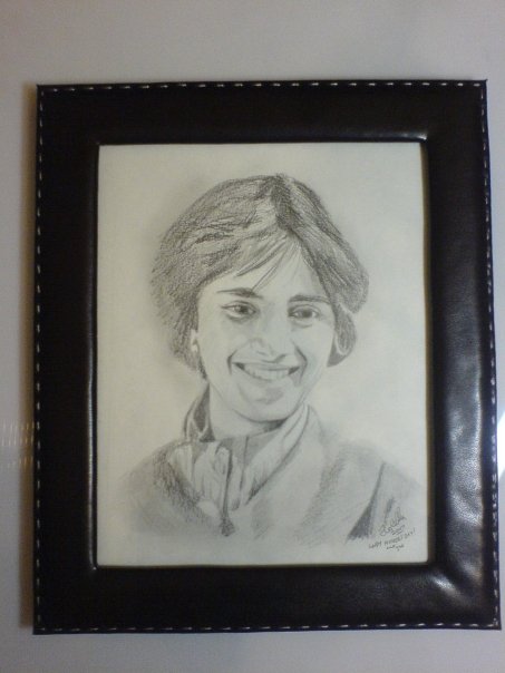 Mum's portrait, pencil on paper by Joseph Colella, 2007